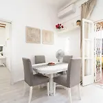 아파트 White Terrace Navona *